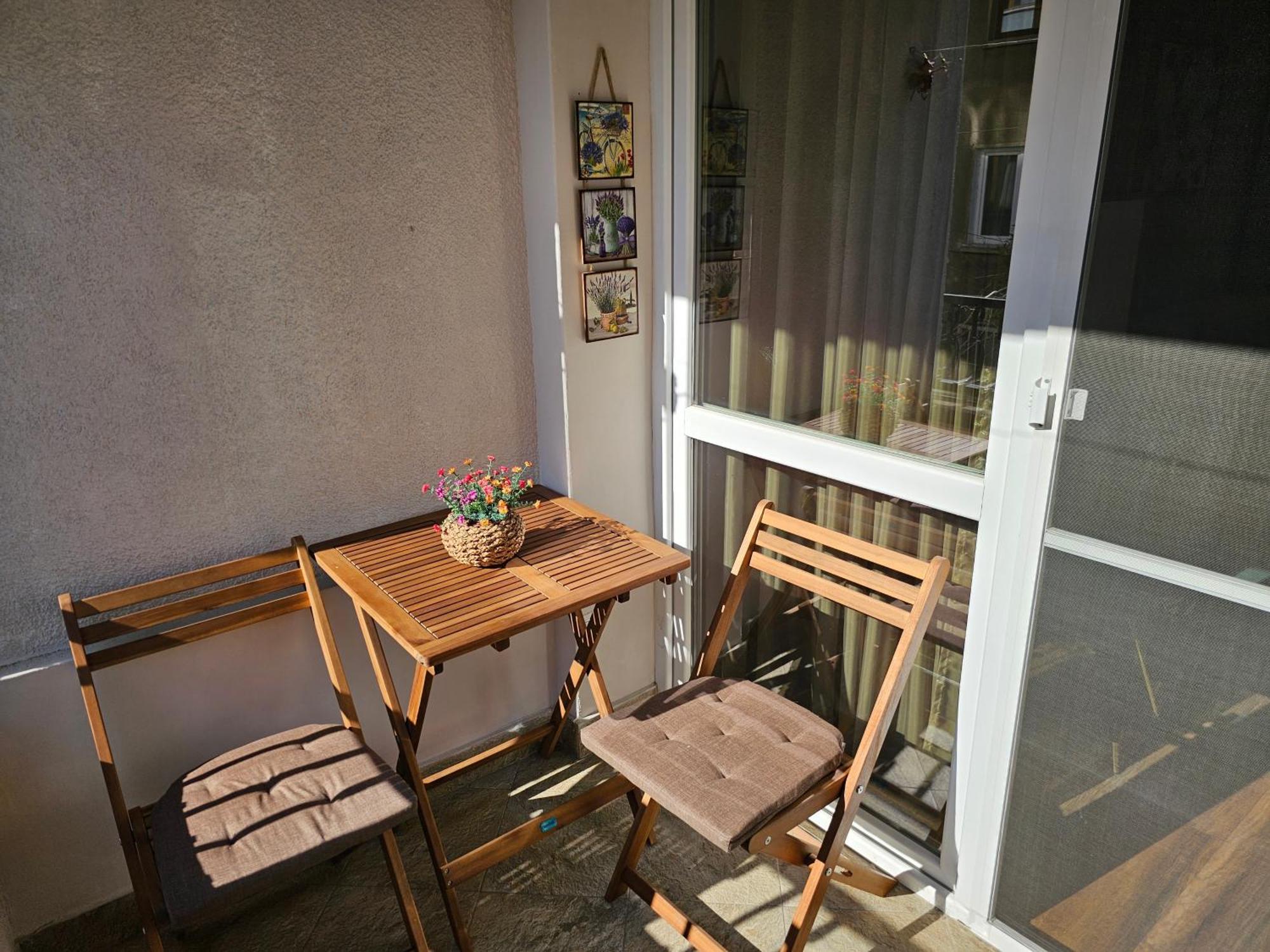 Bright Inn - Holiday & Business Apartment Sofia Buitenkant foto