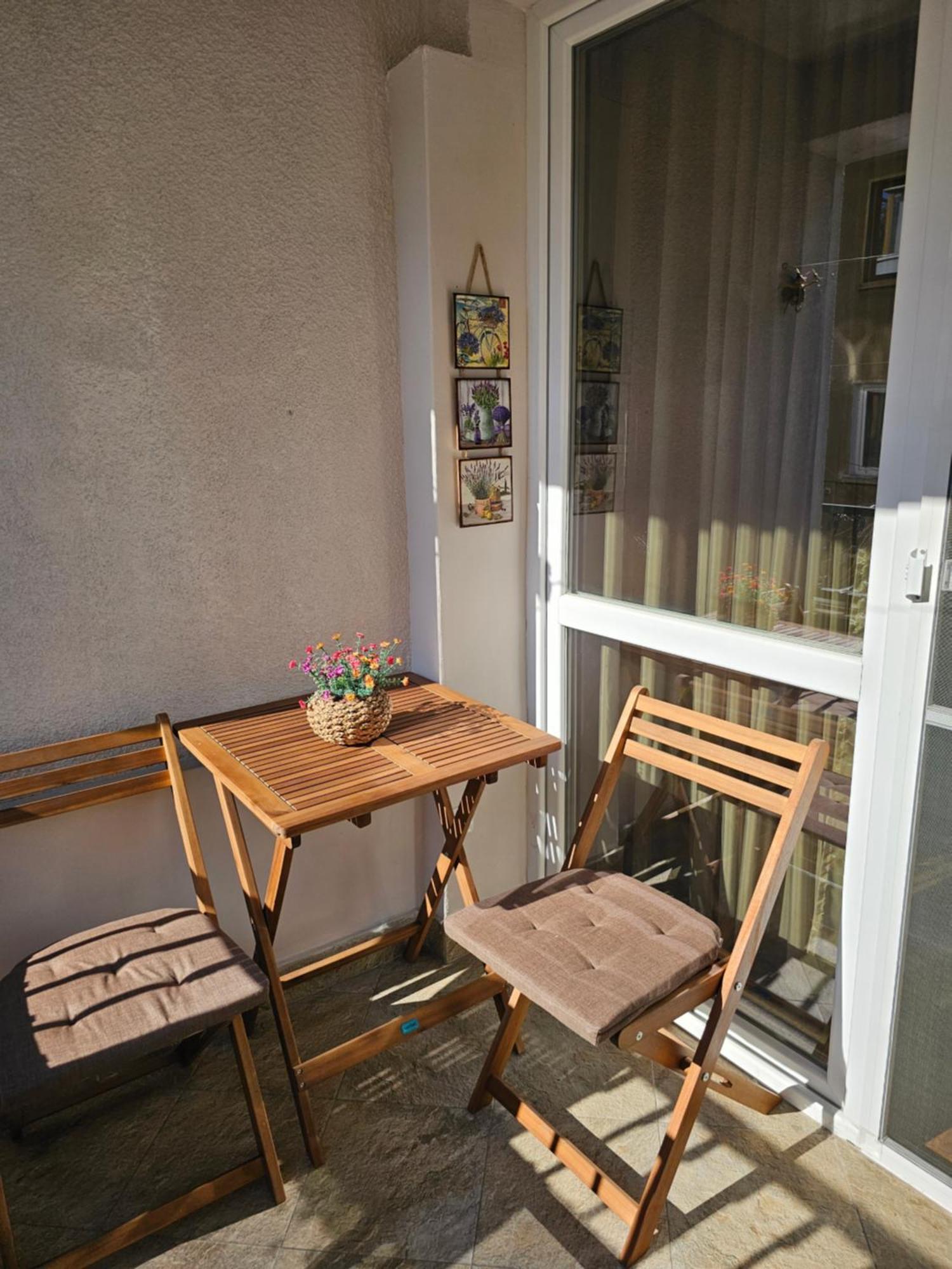 Bright Inn - Holiday & Business Apartment Sofia Buitenkant foto