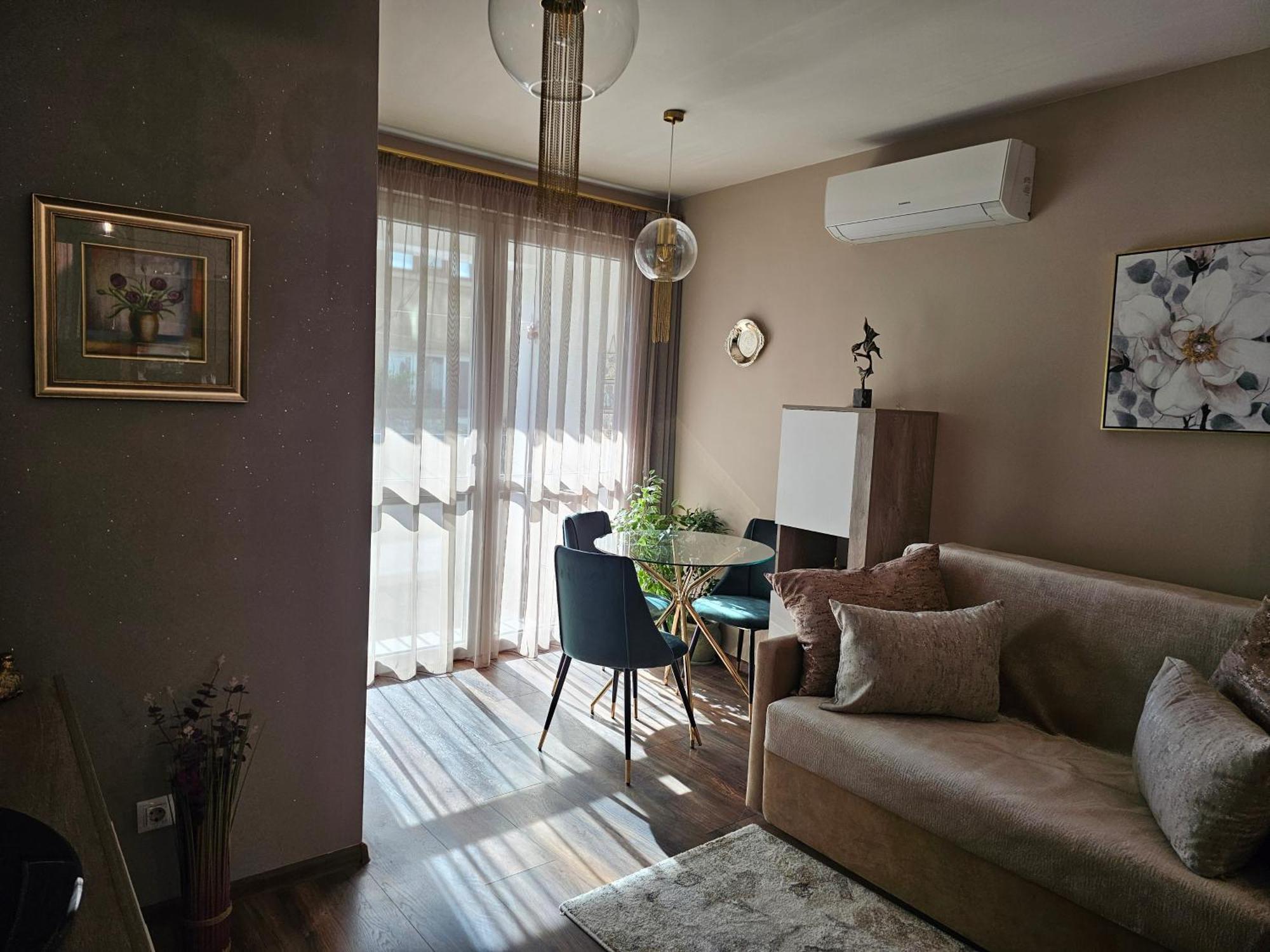 Bright Inn - Holiday & Business Apartment Sofia Buitenkant foto