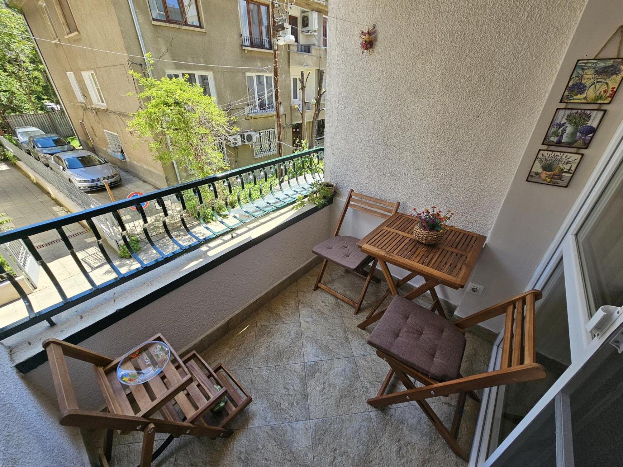 Bright Inn - Holiday & Business Apartment Sofia Buitenkant foto