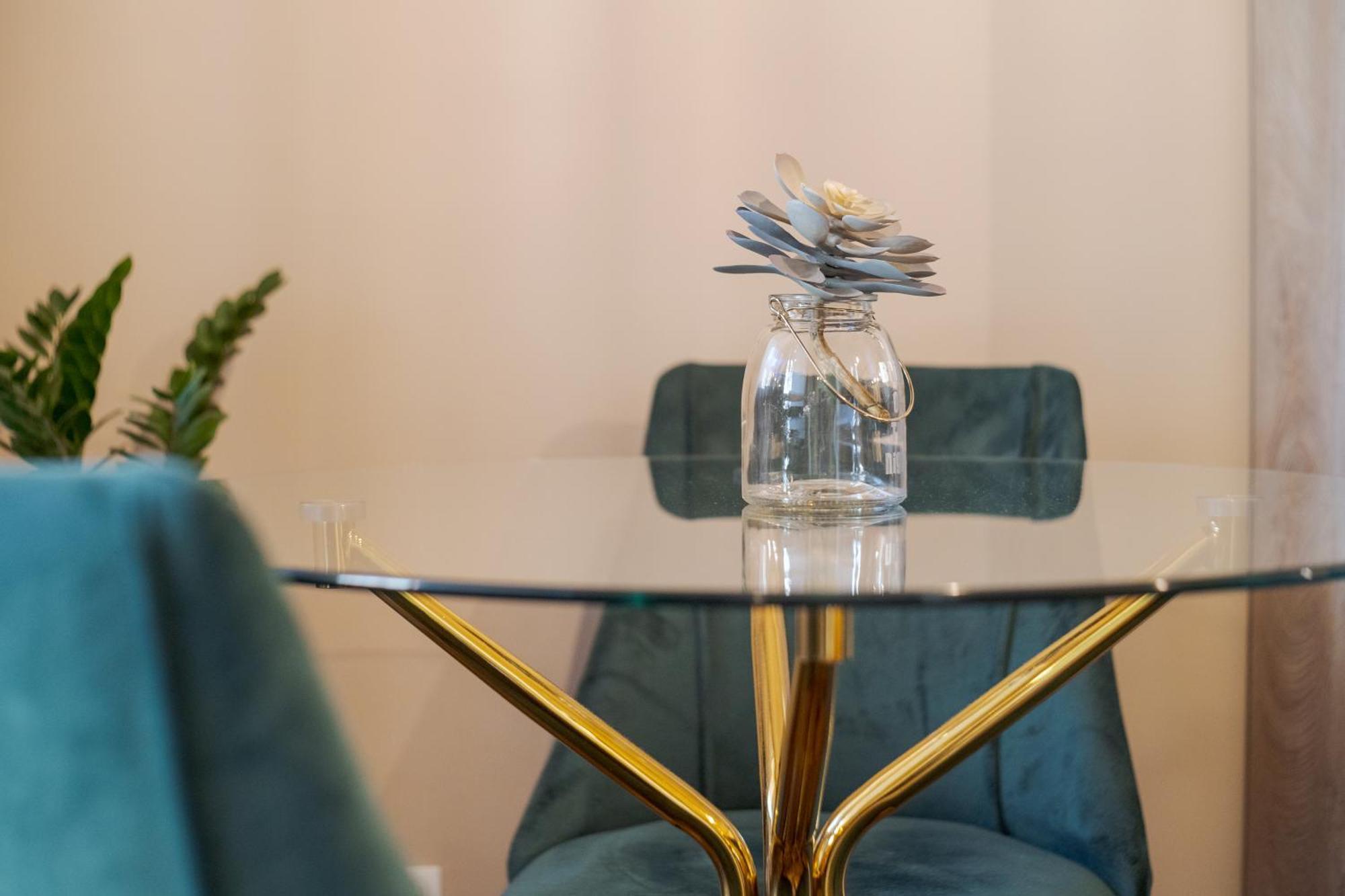 Bright Inn - Holiday & Business Apartment Sofia Buitenkant foto